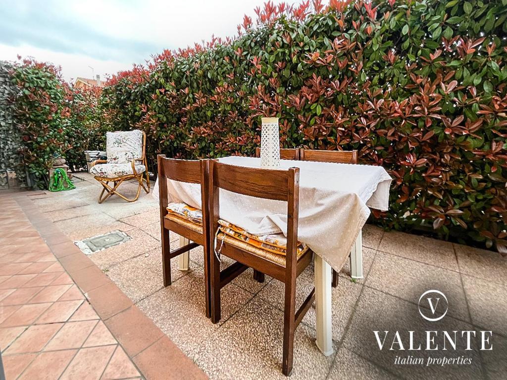 Altopascio Valente Properties Casa Con Giardino Exteriör bild